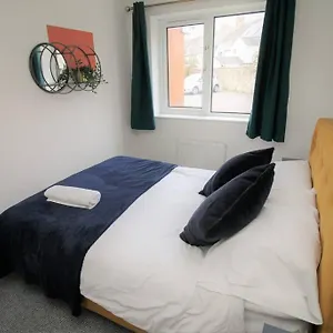 Thesiger Court - Free Private Parking - By Promise Cardiff